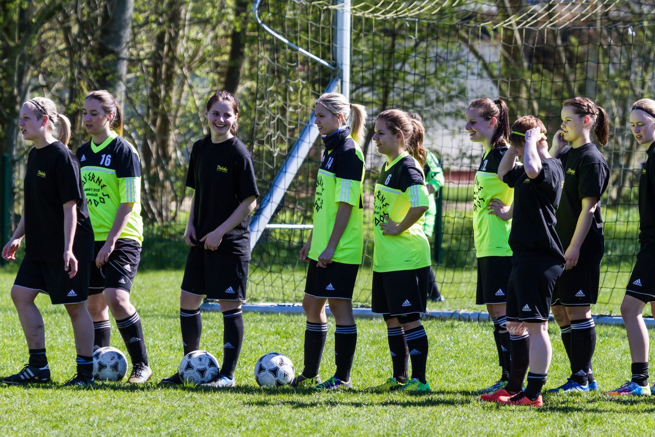 Bild 74 - Frauen SV Frisia 03 Risum Lindholm - Heider SV : Ergebnis: 8:0